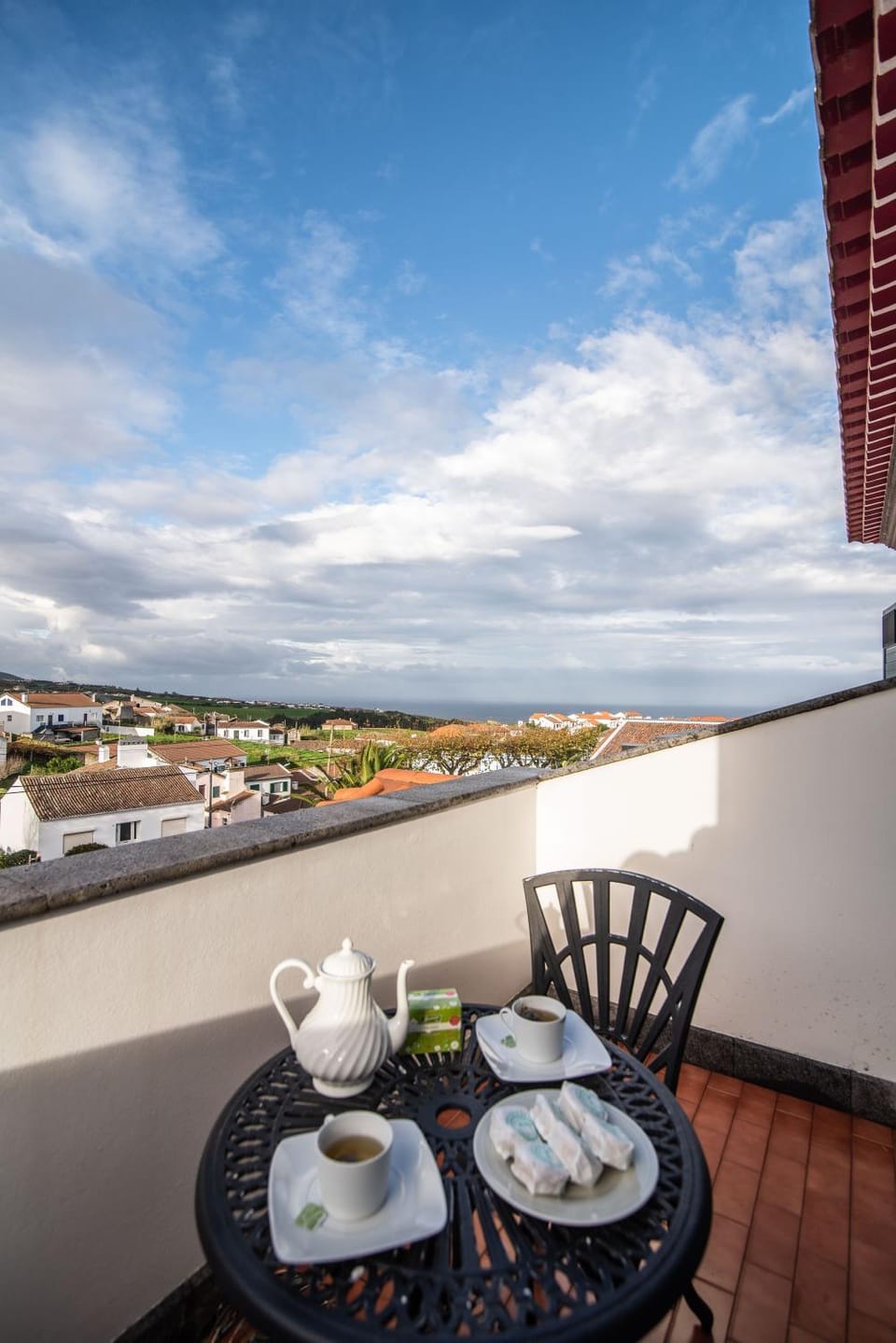 Off site, Day, Winter, Balcony/Terrace, Sea view, Street view