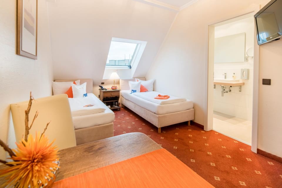 Bedroom, furniture