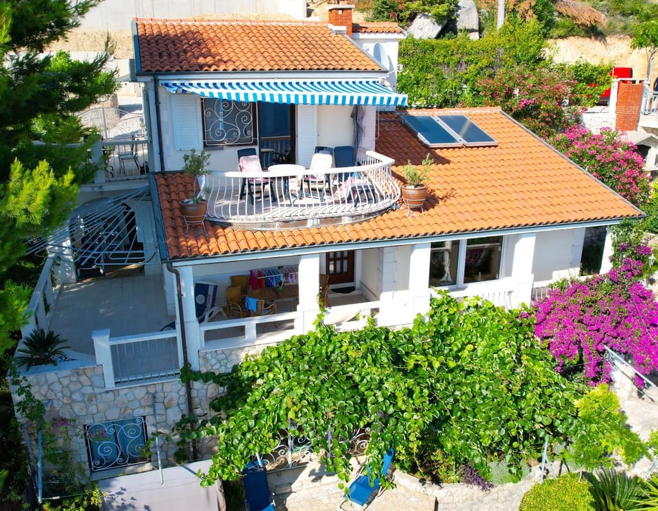 Villa Bugenvilla Bed and Breakfast in Split-Dalmatia County