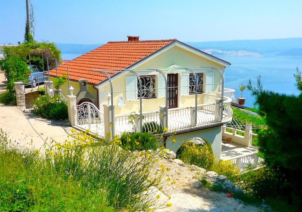 Property building, Garden, Sea view