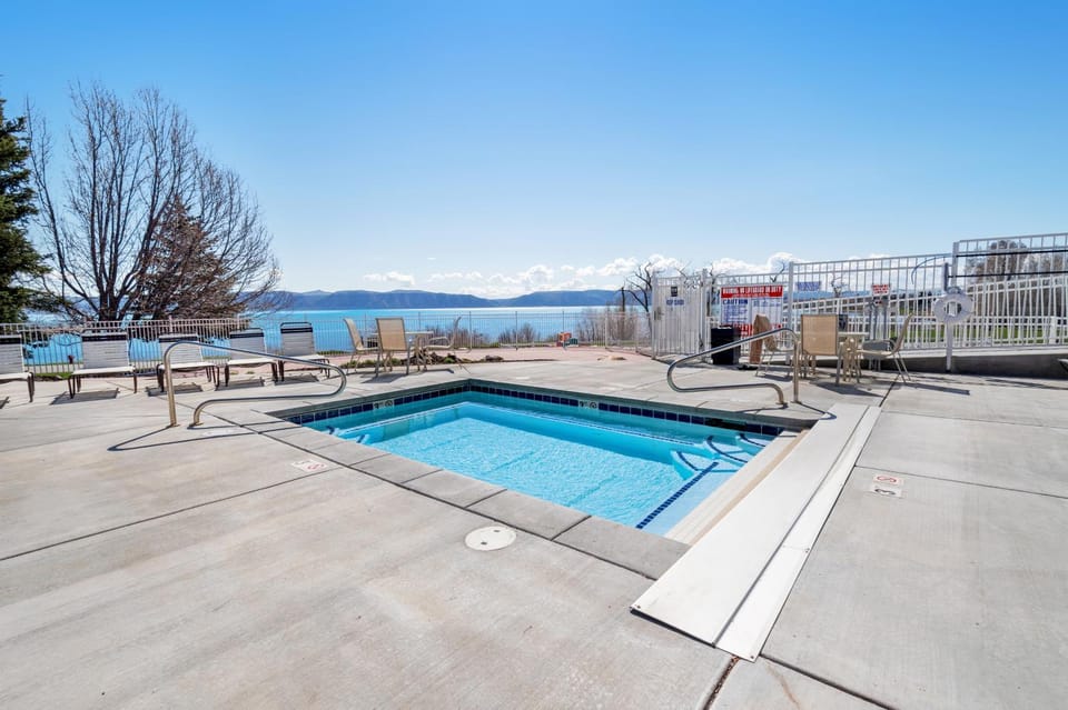 Harbor Village Retreat House in Bear Lake