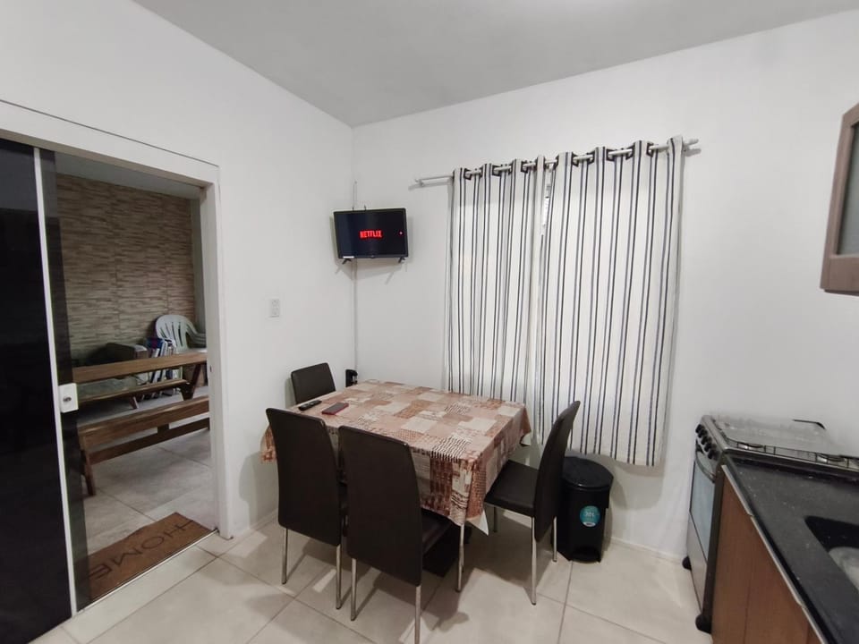 Itapiruba 250 m da Praia - Casa Secundária - Fundos House in Imbituba