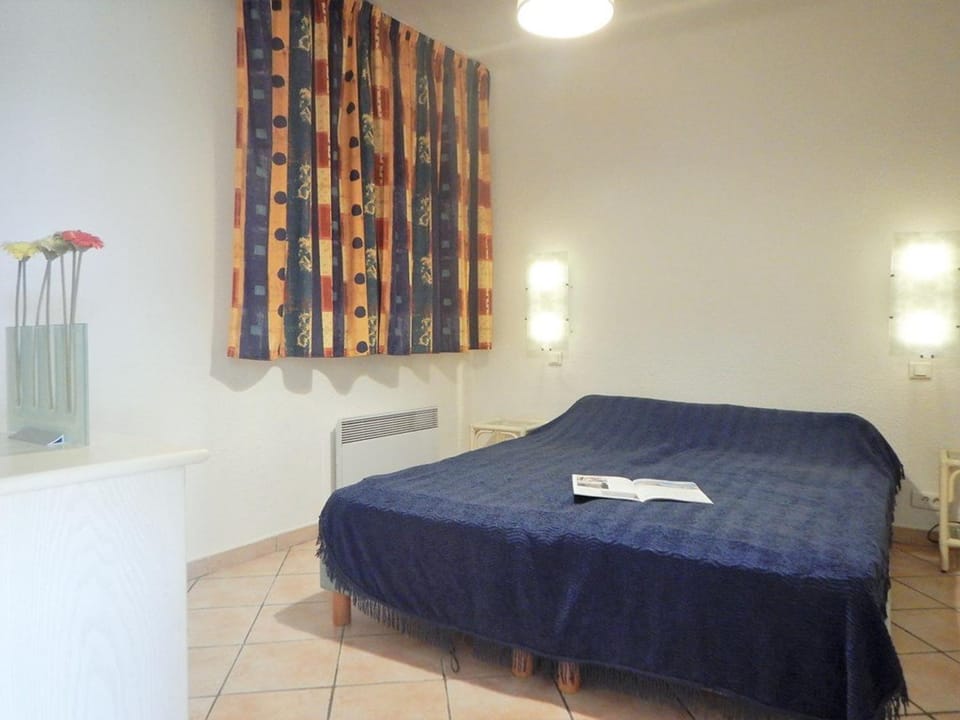 Appartement 2 pièces, terrasse, proche plage et centre, Le Lavandou - FR-1-251-345 Apartment in Le Lavandou