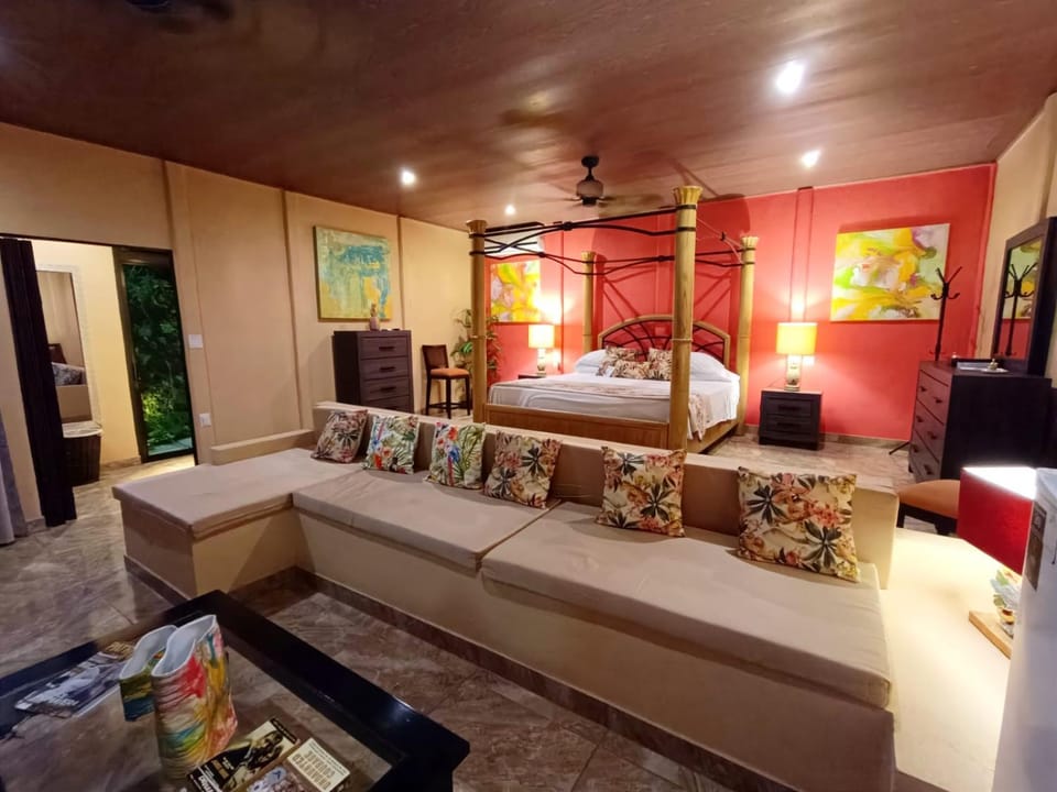 Suite Paraiso Azul Bed and Breakfast in Guanacaste Province