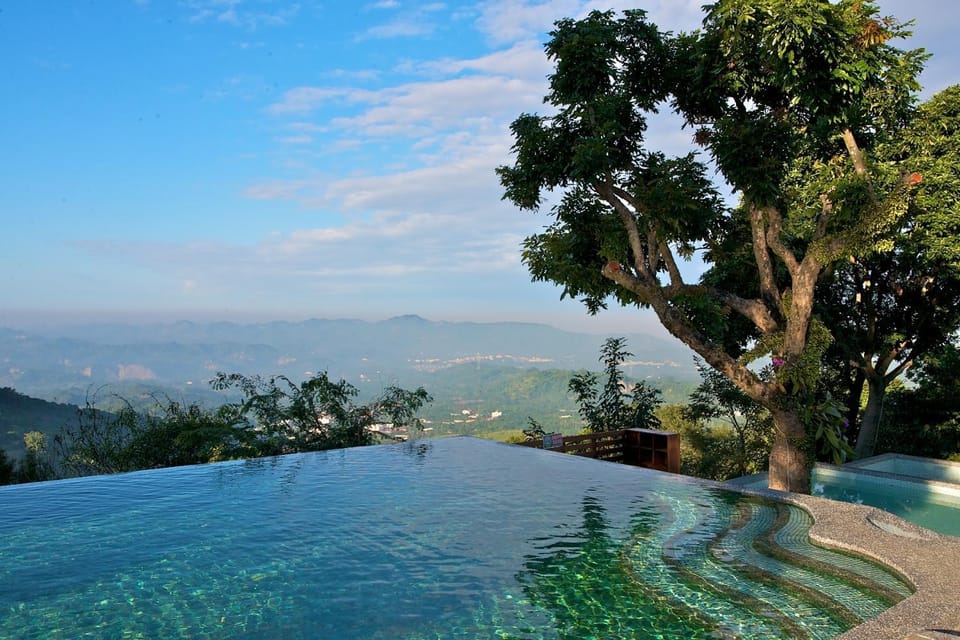 Fairy Lake Leisure Farm Hotel in Kaohsiung