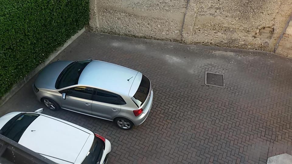 On site, Area and facilities