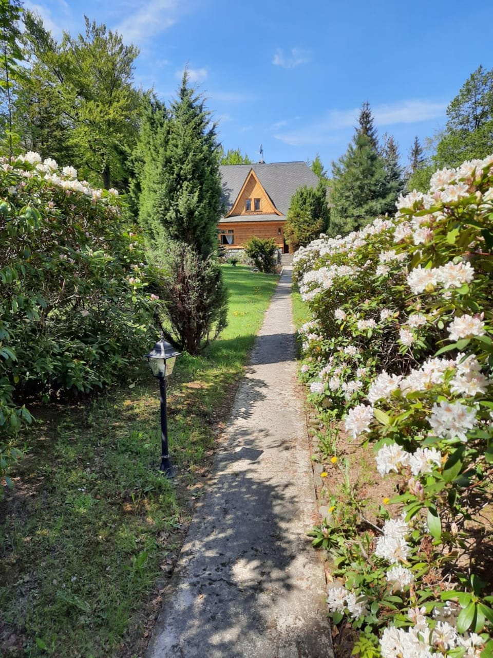 Dworek nad Potokiem House in Lower Silesian Voivodeship