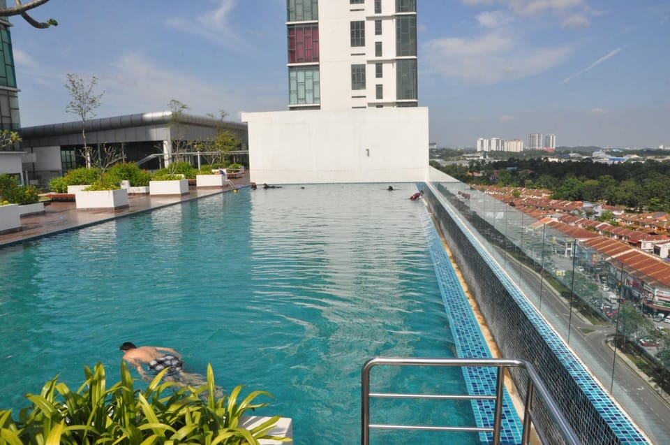Swimming pool, Swimming pool