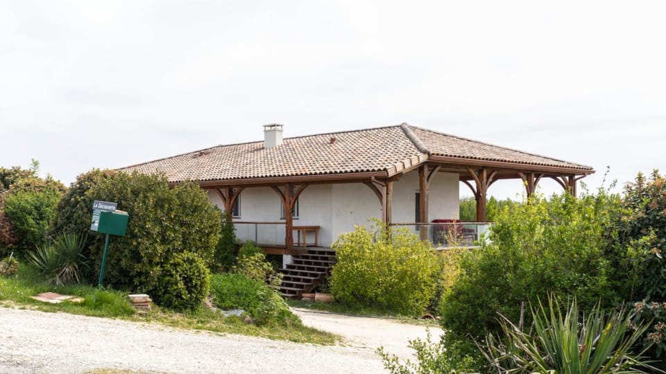 Property building, Natural landscape, Garden, Garden view