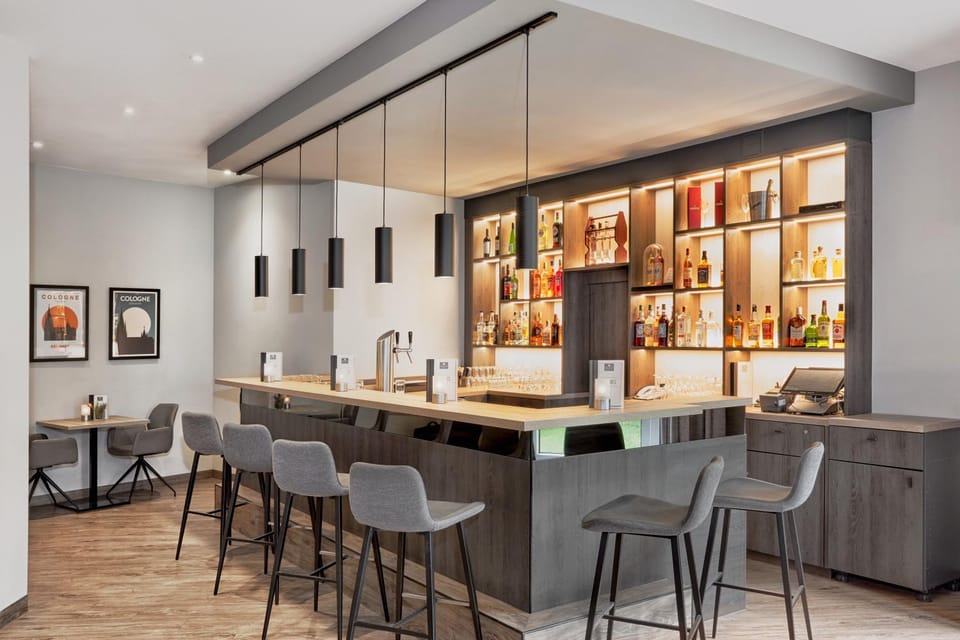 Lounge or bar
