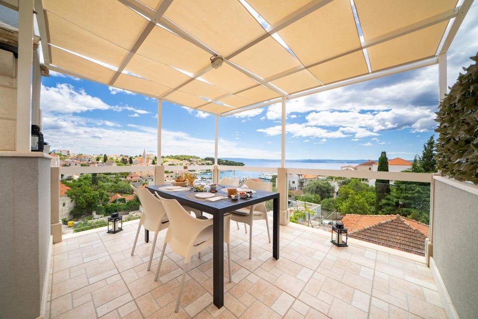 View (from property/room), Balcony/Terrace, Sea view