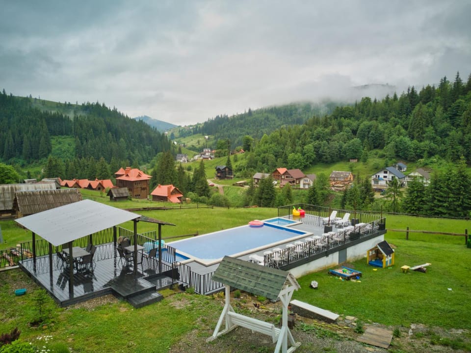 Mountain view, Pool view, Swimming pool, sunbed