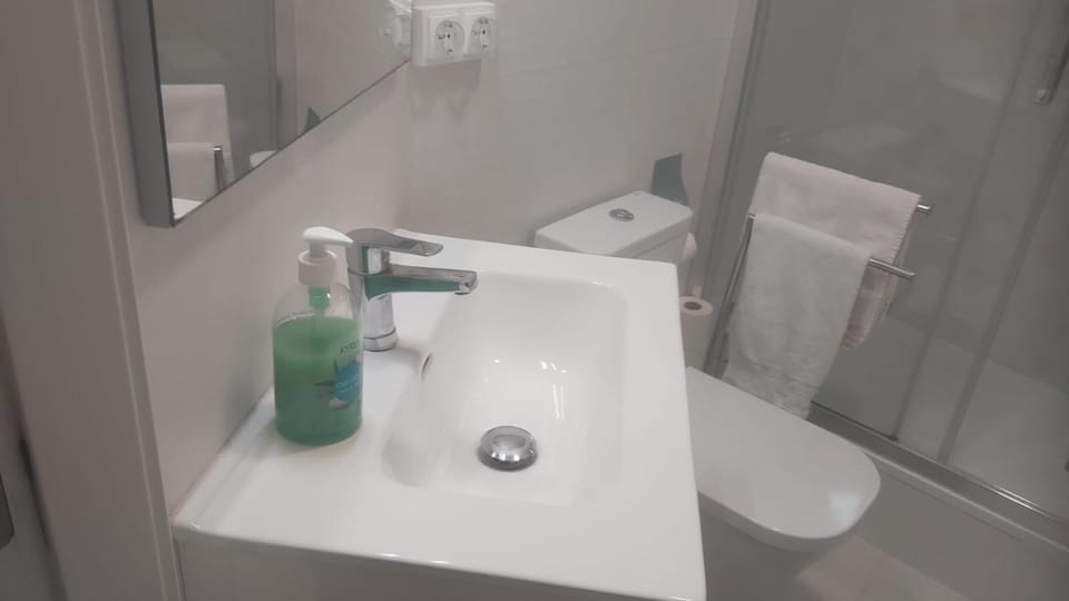 Chopin Magic Fountain Apartment in Barcelona