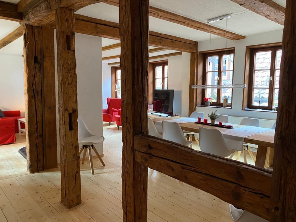 Living room, Seating area, Dining area