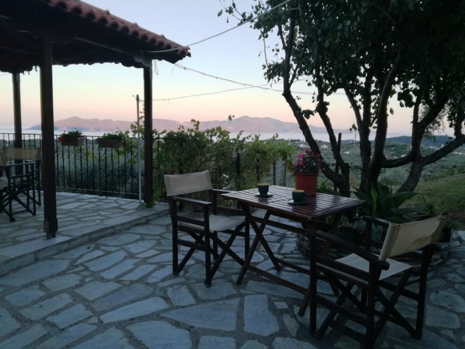 Villa Amfithea House in Sporades, Greece