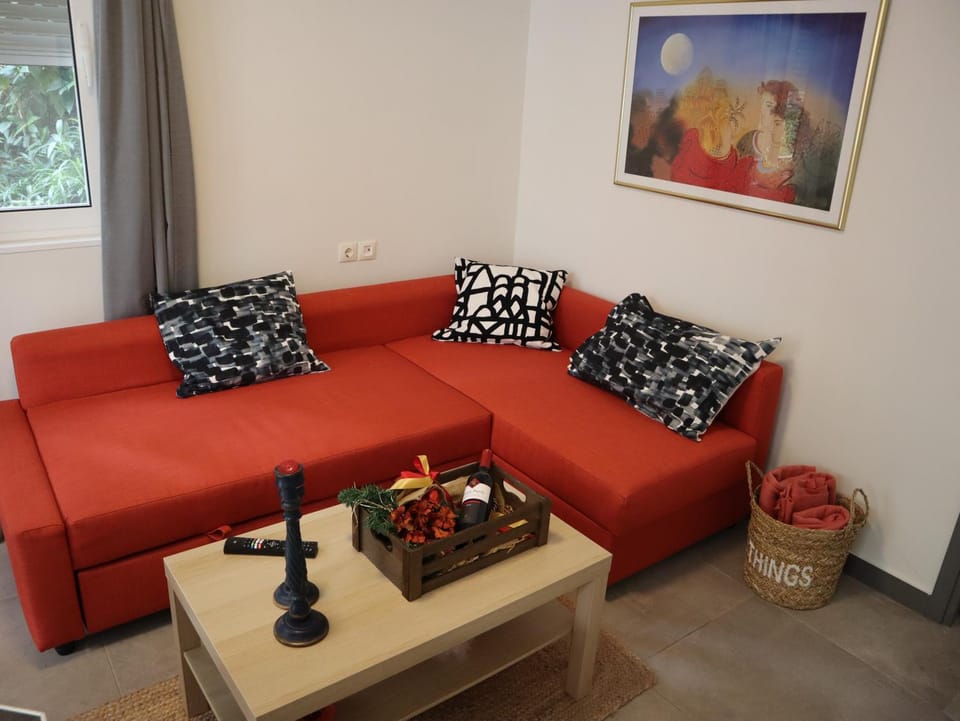 Nefeli Apartment in Alimos