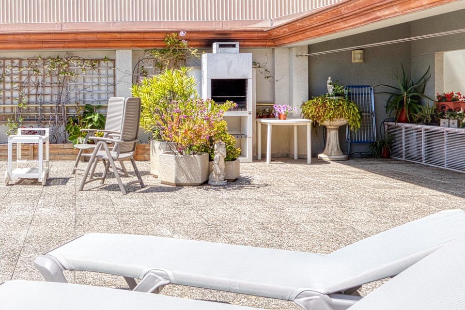 Patio, BBQ facilities, Balcony/Terrace