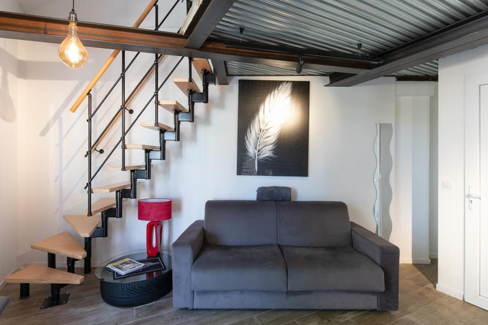 Atelier Duplex Apartment in Cannes
