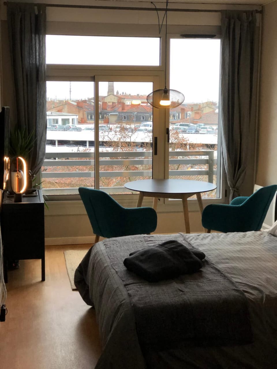 Studio hyper centre avec Parking Apartment in Toulouse