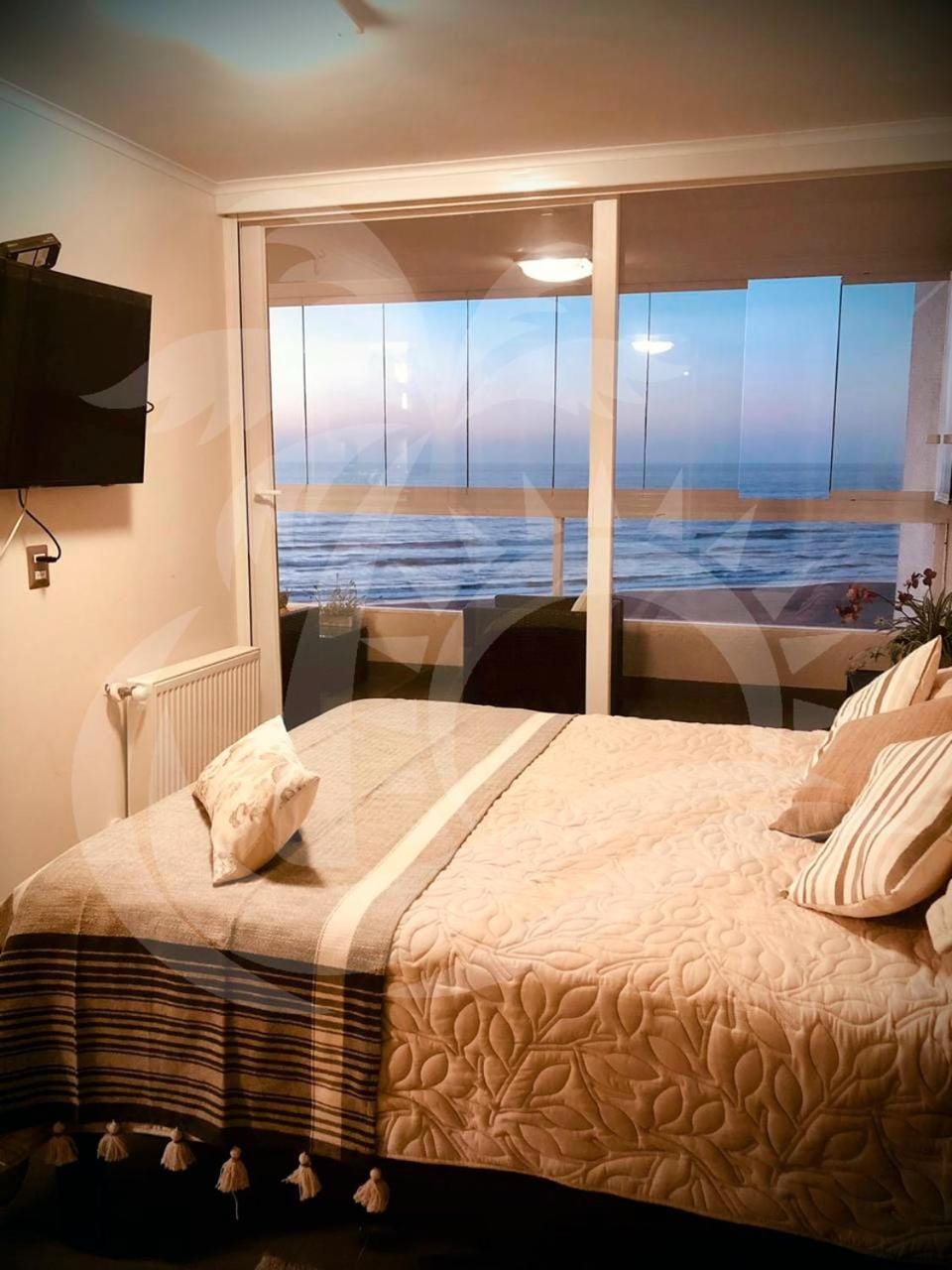Bed, Photo of the whole room, Bedroom, Sea view