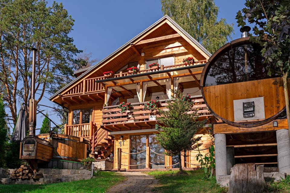 Property building, Spring, Day, Garden, Garden view
