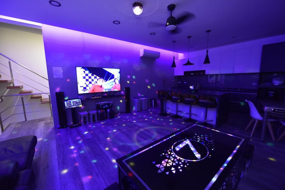 Lounge or bar