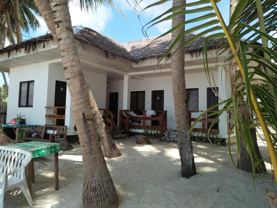 Lapyahan Guest House Bed and Breakfast in Siquijor