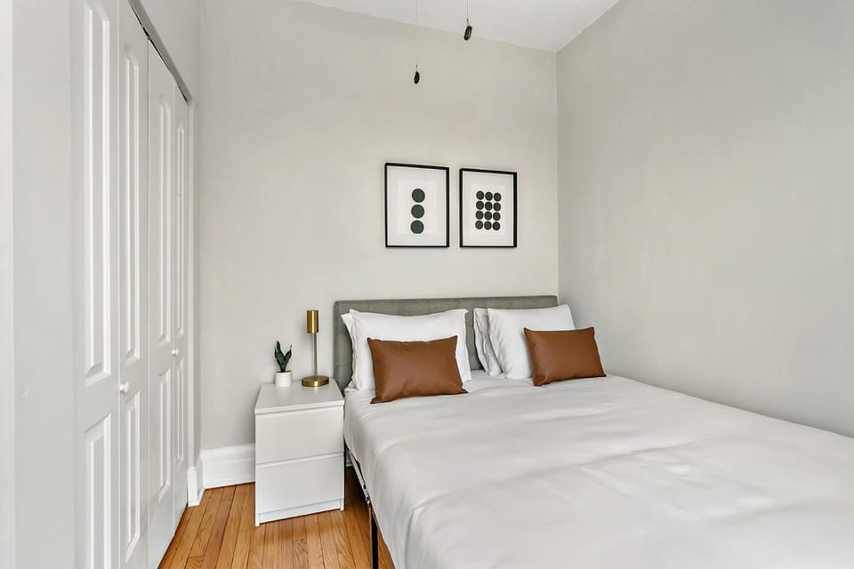 Cool 2BR Apartment close to Fun City - Grace 2 Apartment in Wrigleyville