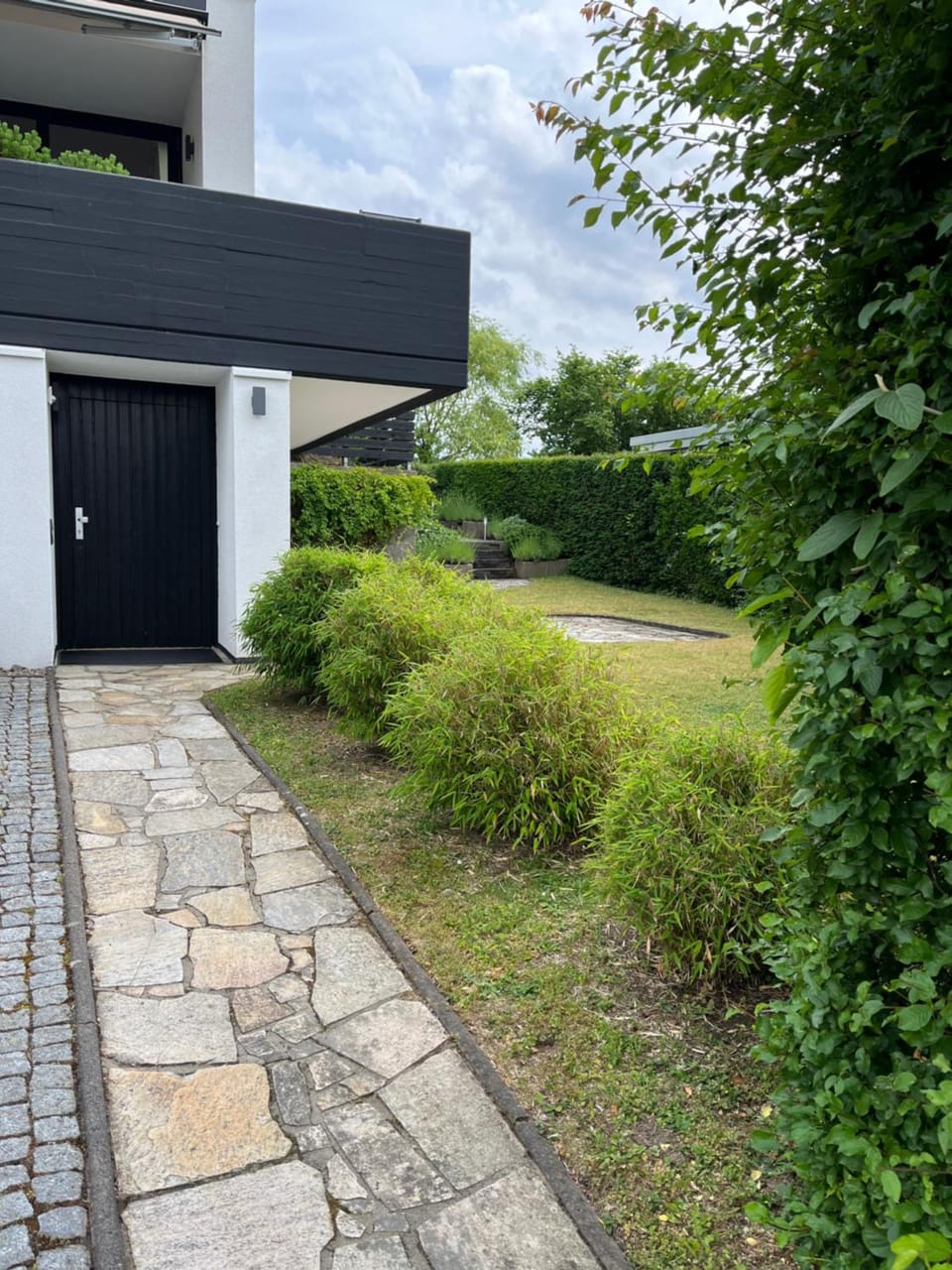 Property building, Facade/entrance