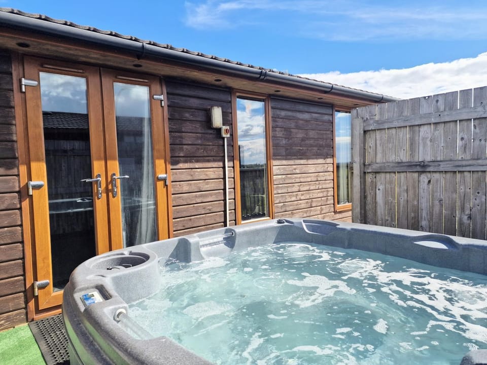 Natural landscape, Hot Tub