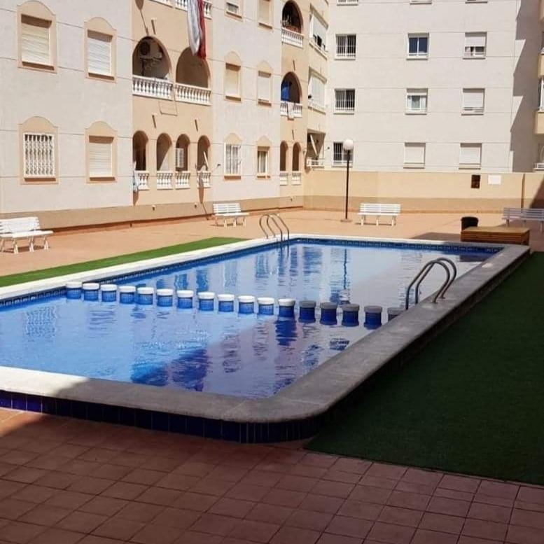 Swimming pool, Swimming pool