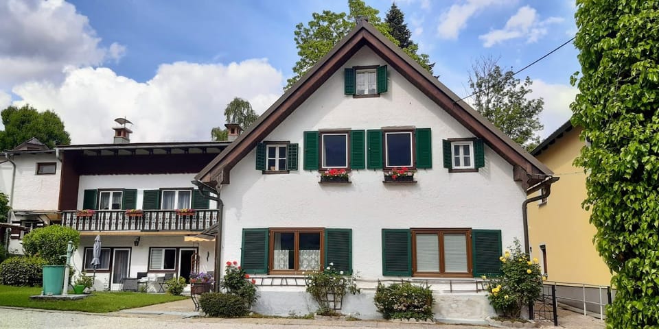 Property building, Garden, Garden view