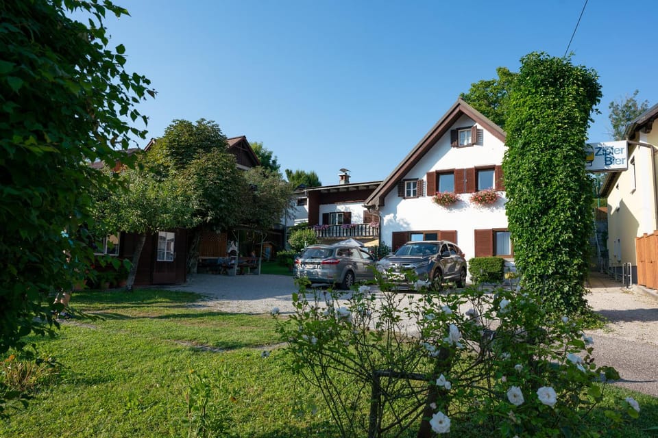 Property building, Garden, Garden view, Area and facilities