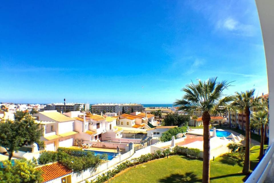 City view, Pool view, Sea view