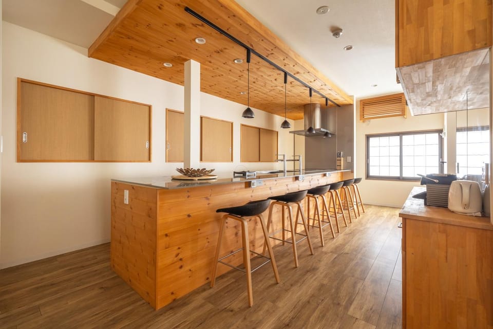 Kitchen or kitchenette, Dining area, kitchen