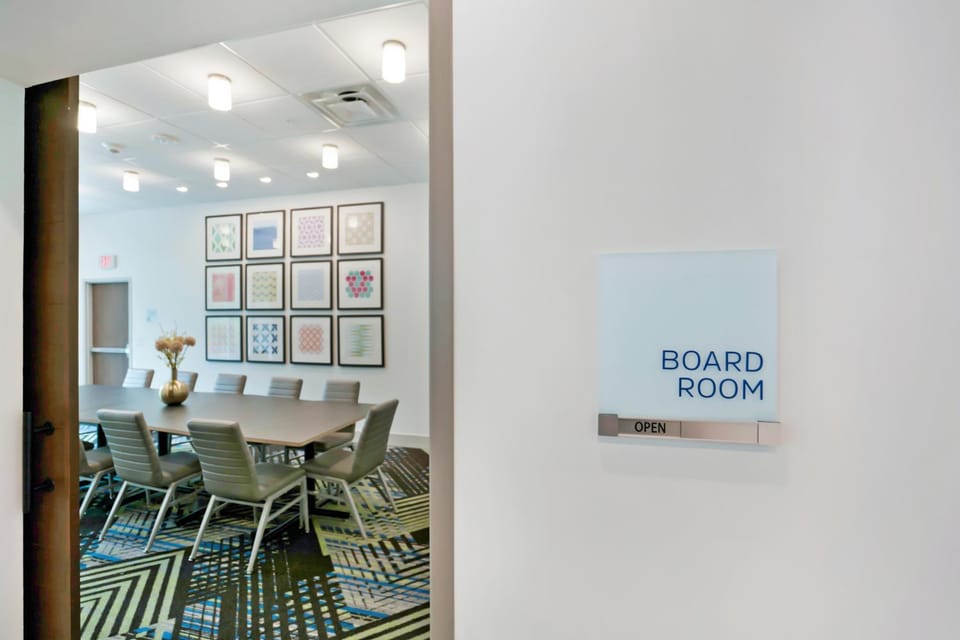 Meeting/conference room