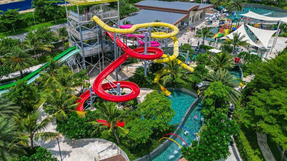 Aqua park, Swimming pool