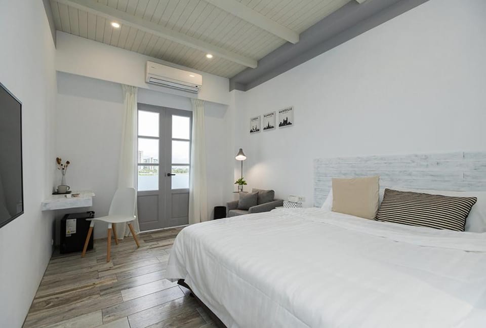 Blue White Vacation rental in Taiwan, Province of China