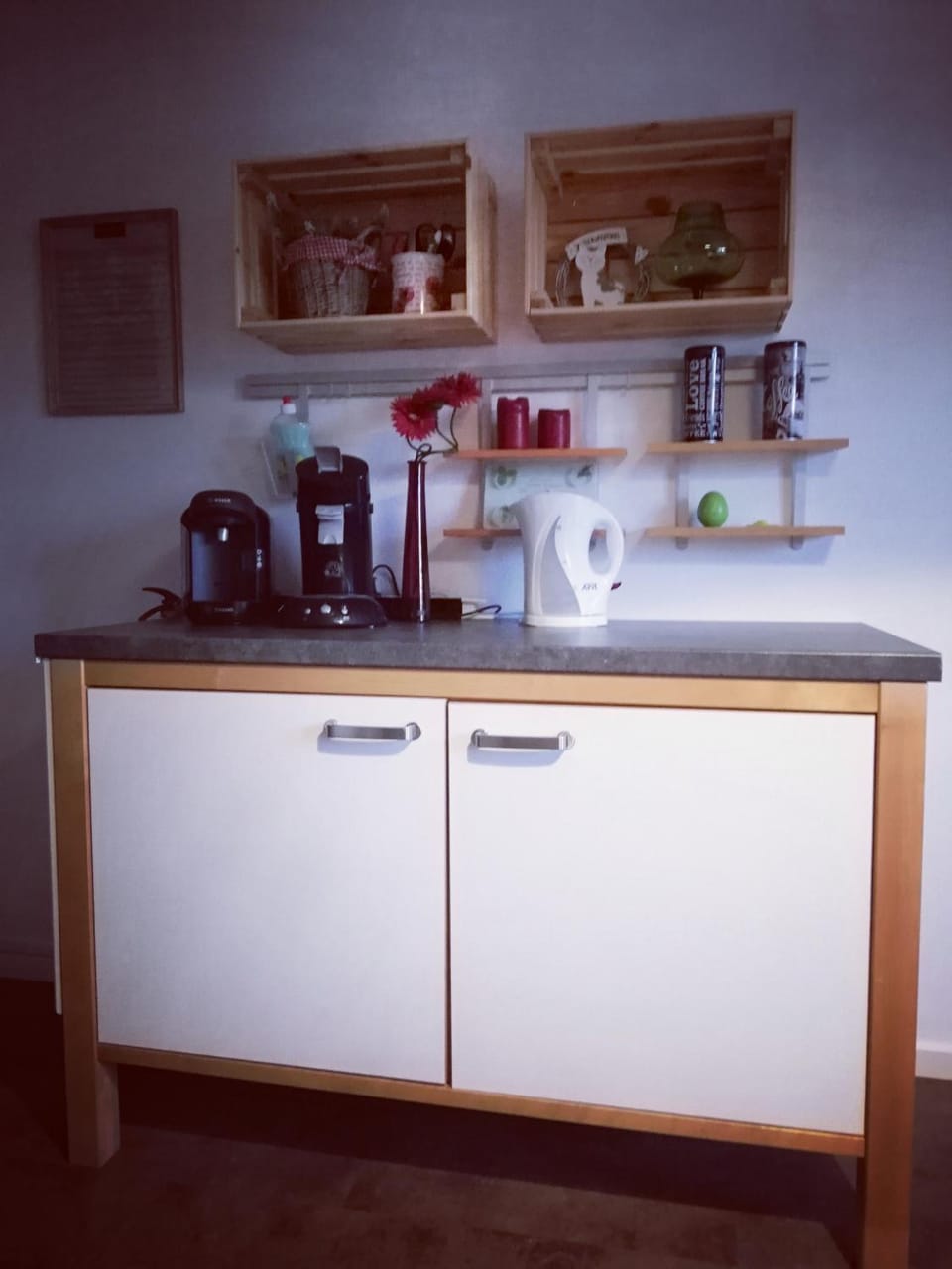 Coffee/tea facilities, Kitchen or kitchenette