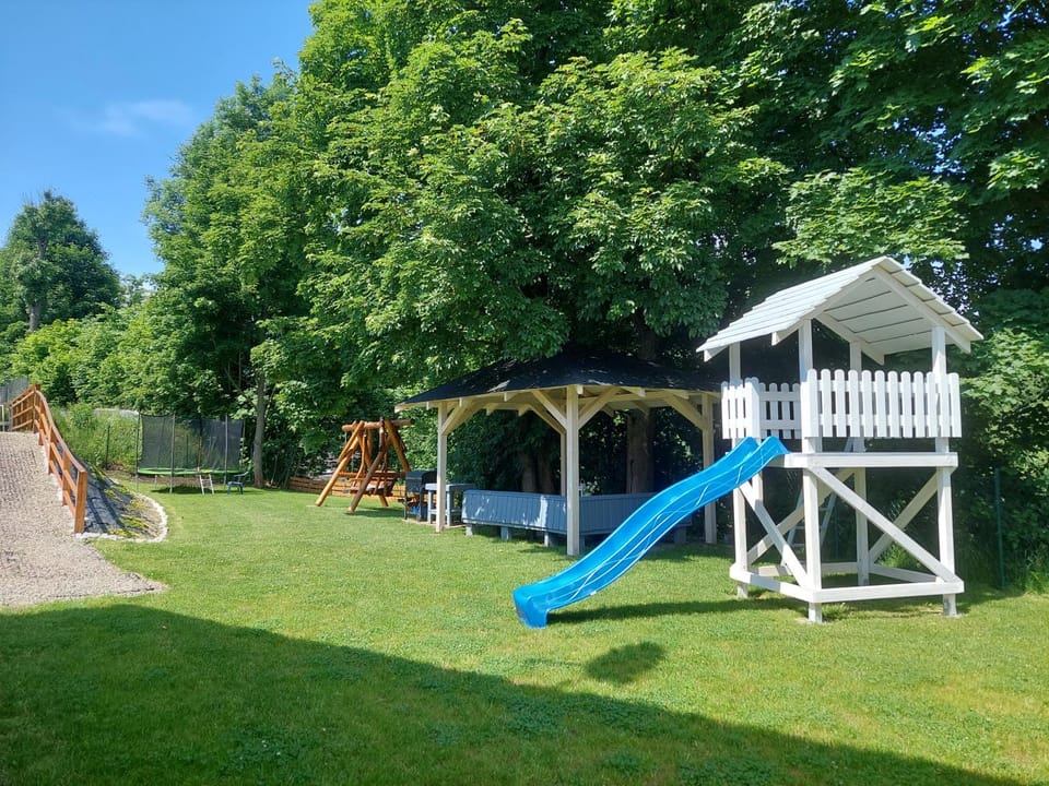 Day, Natural landscape, Children play ground, Garden, Garden view