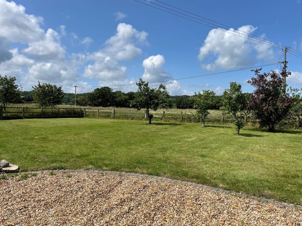 Swallows Retreat House in East Dorset District