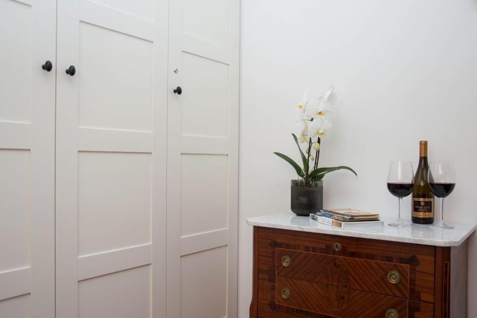 Bedroom, wardrobe