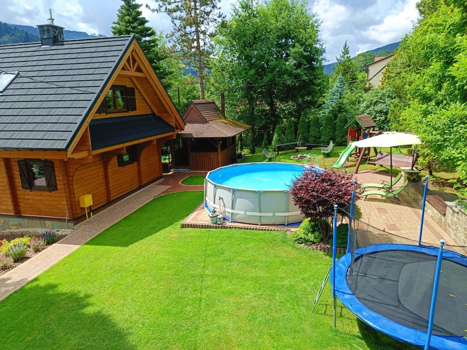 Garden, Swimming pool