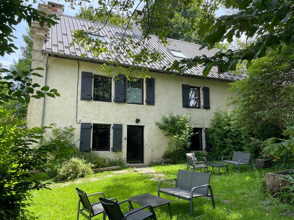 Property building, Garden