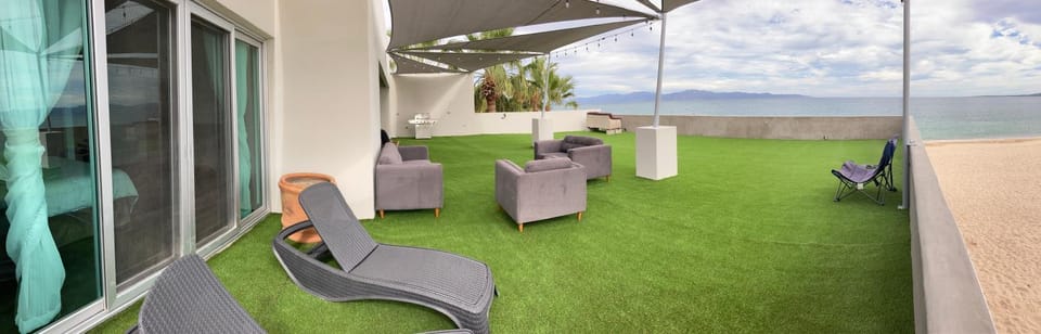 Baja Joe's Hotel Resort in Baja California Sur