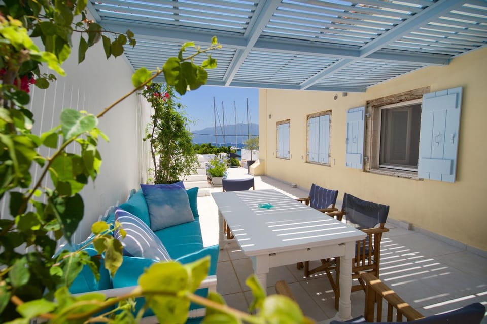 Palm Mansion Villa in Agia Effimia