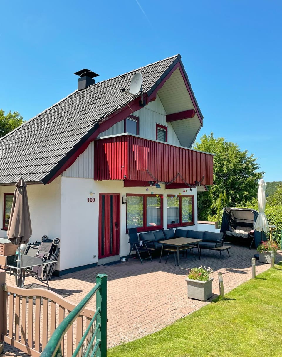 Property building, Balcony/Terrace