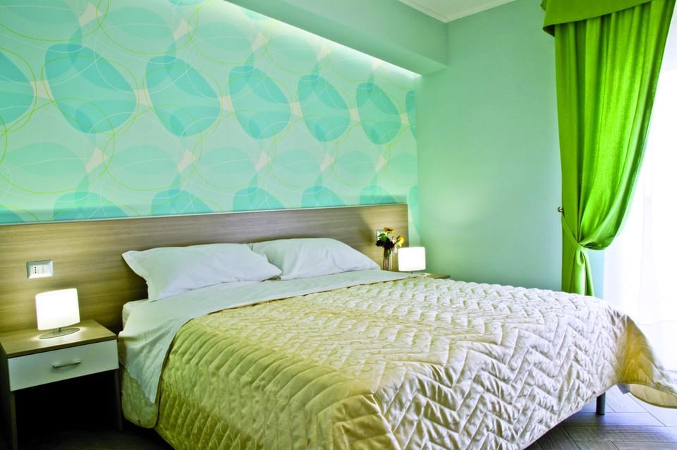 Decorative detail, Bedroom