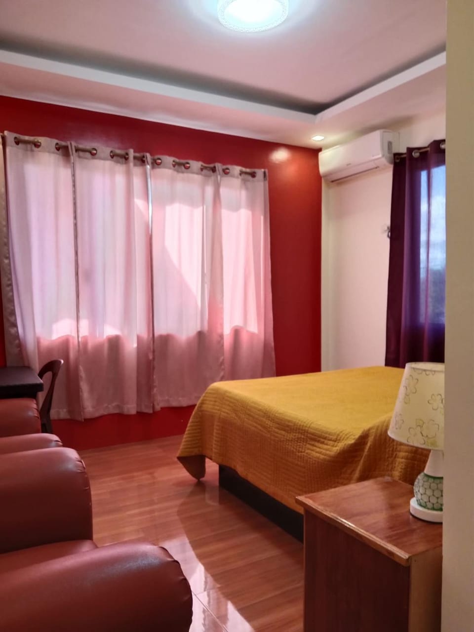 Villa Cresenciana Bed and Breakfast in Central Visayas