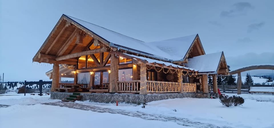 Property building, Day, Winter